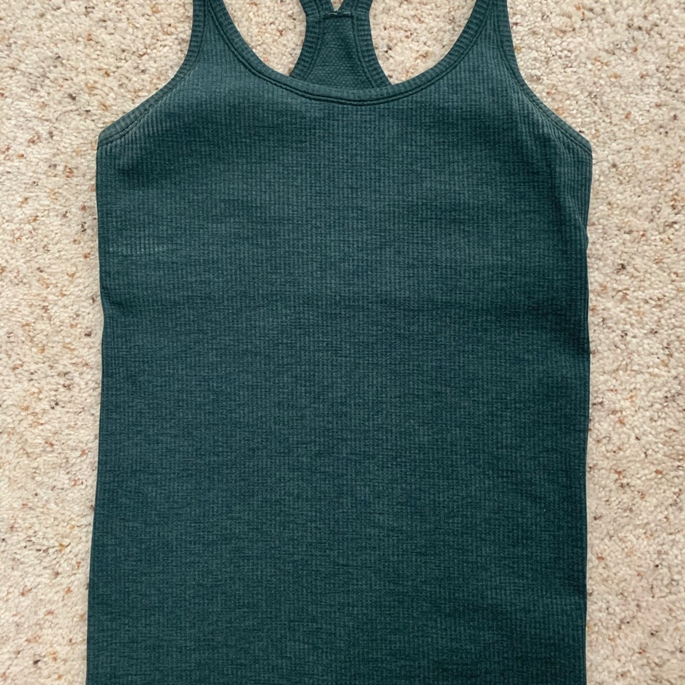 Lululemon top Size S